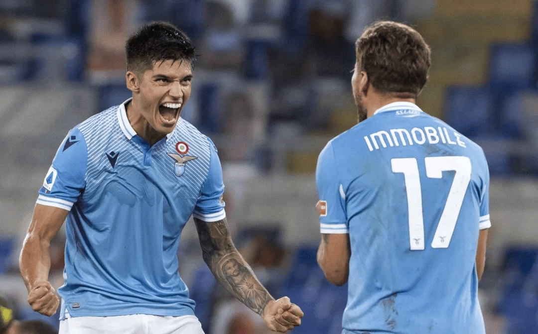 od体育官网-卡利亚里全队拼尽全力，决胜三分关键