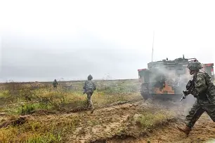 od体育新闻-萨尔茨堡备战风起云涌，教练组紧急调整战术