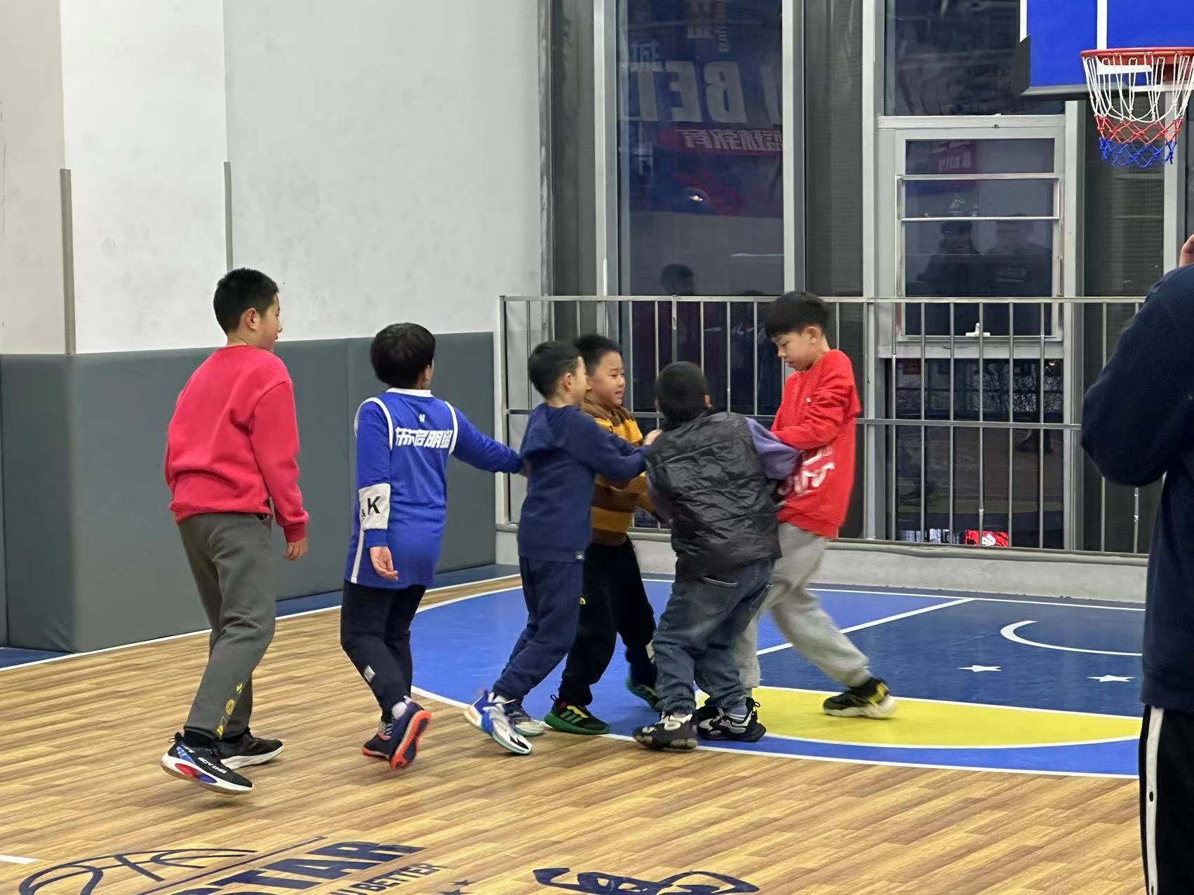 篮球锦标赛带动了球员们的训练热情