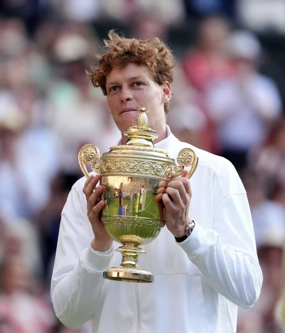 关于顶尖球员逐步崭露头角,表现出色抢滩赛场的信息 关于顶尖球员逐步崭露头角,表现出色抢滩赛场的信息