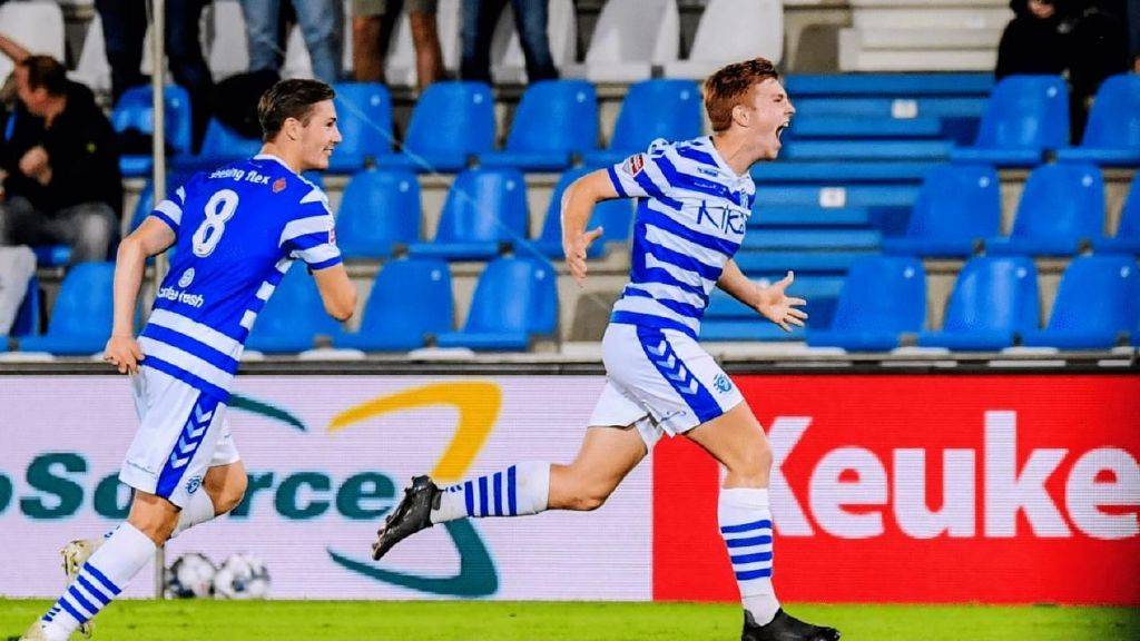 西汉姆联击败强敌,士气大增的简单介绍 西汉姆联击败强敌,士气大增的简单介绍