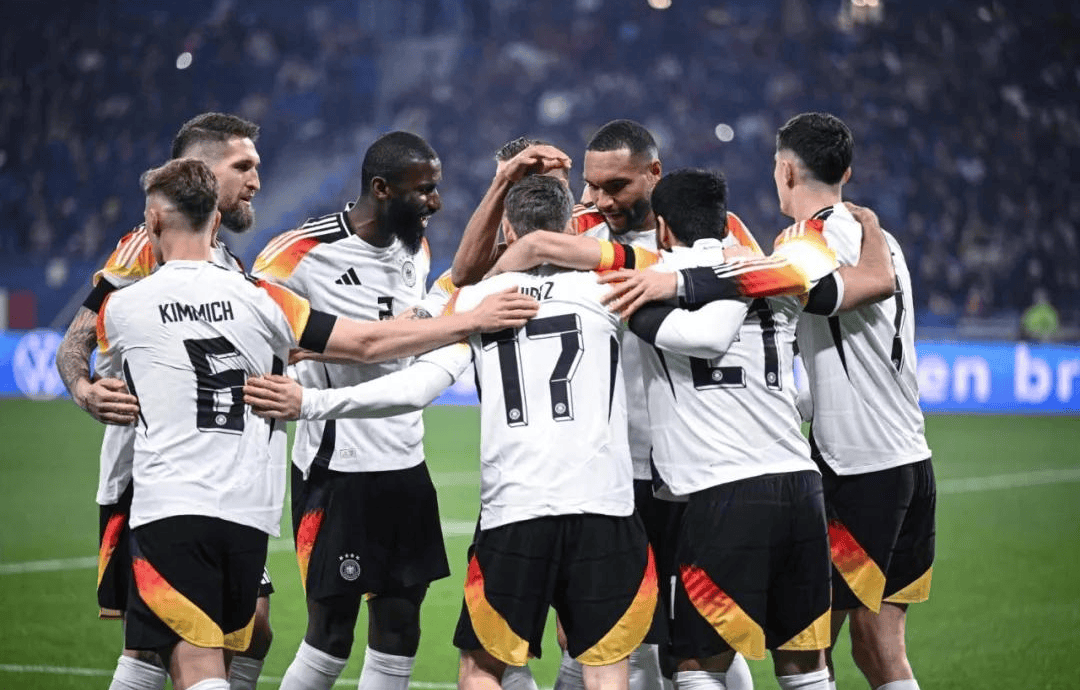 匈牙利国家队全力以赴争夺胜利 匈牙利国家队全力以赴争夺胜利